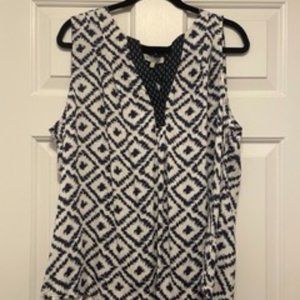 Skies are Blue Zina Split Neck Top Navy 1X NWT